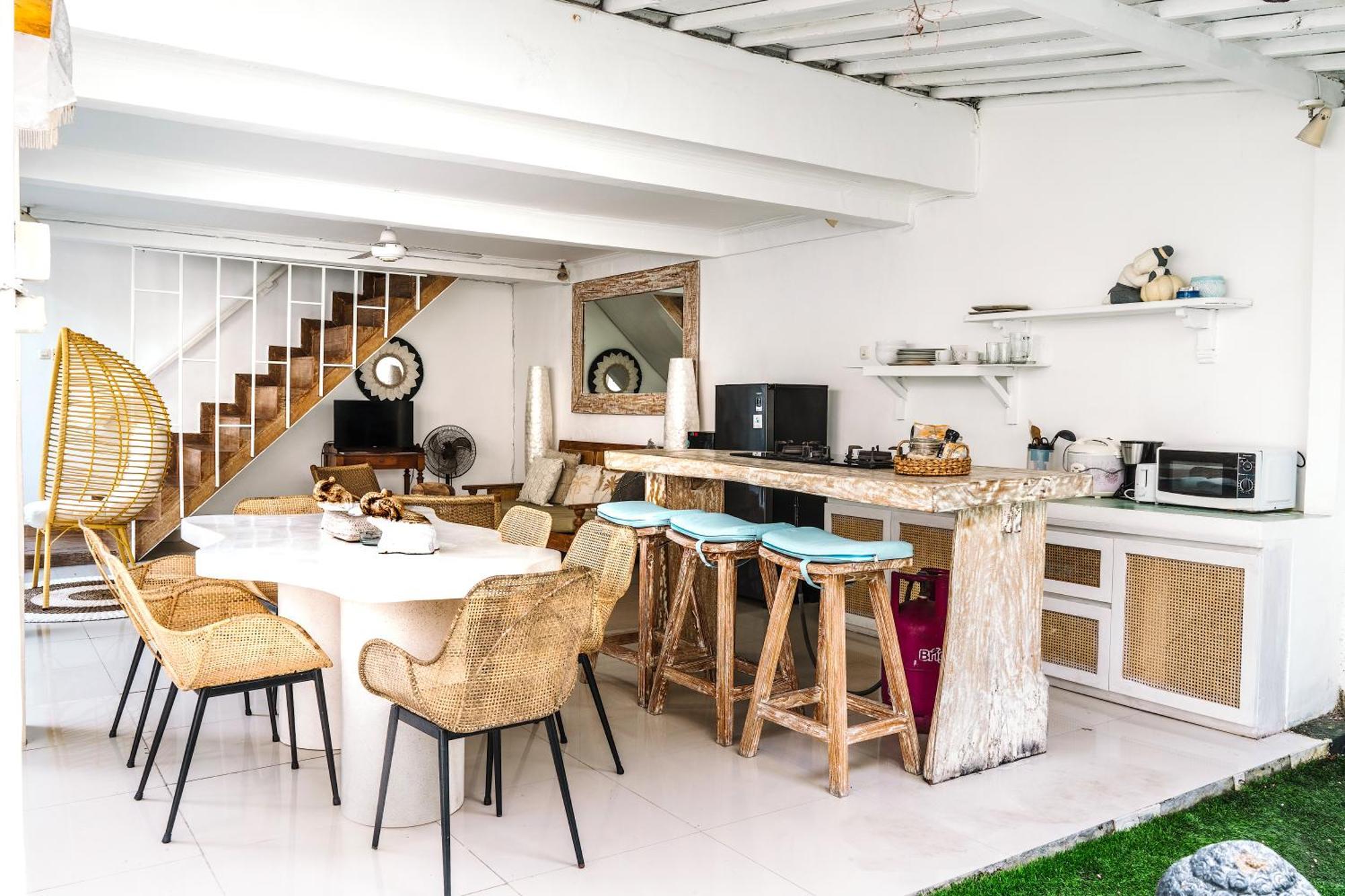 Renovated Mara Villa Double Six Beach 塞米亚克 外观 照片