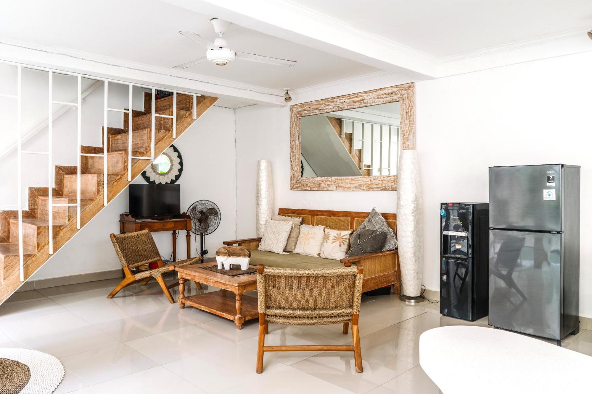 Renovated Mara Villa Double Six Beach 塞米亚克 外观 照片