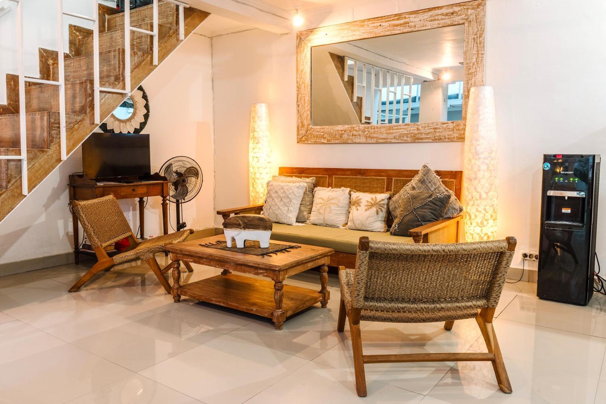 Renovated Mara Villa Double Six Beach 塞米亚克 外观 照片